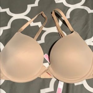 Pink T-shirt bra